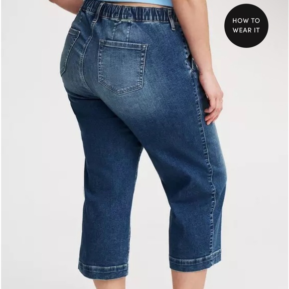 Torrid Elastic Waist Denim Capri Jeans in Torrid size 1 - Picture 2 of 5